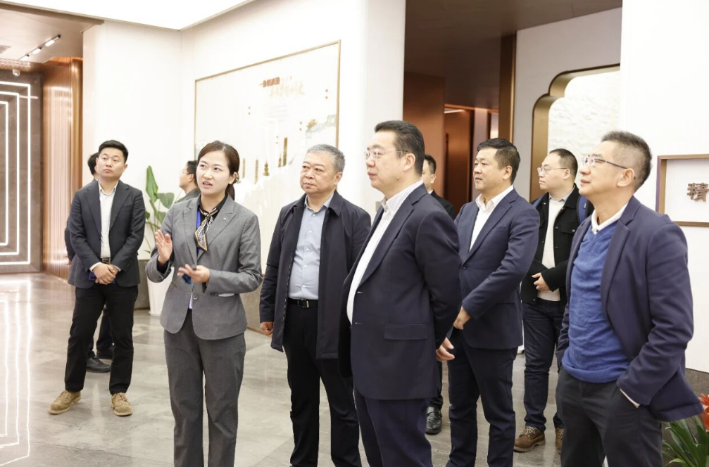 1763953032730775.png 123.png